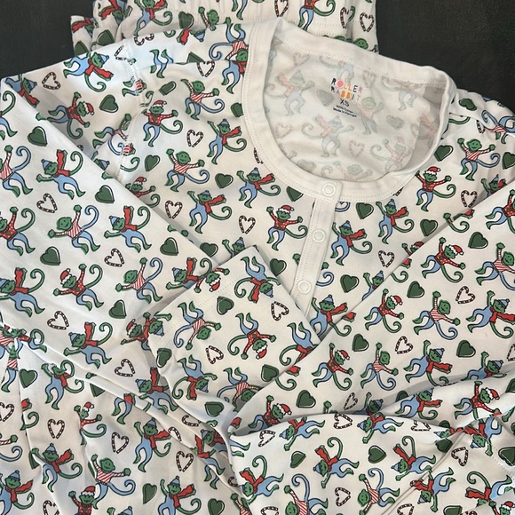 Roller Rabbi Xmas PJ’s - Picture 2 of 2